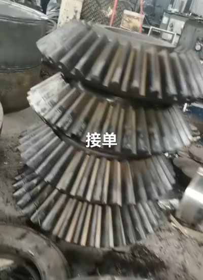 傘齒輪.jpg 傘齒輪.jpg