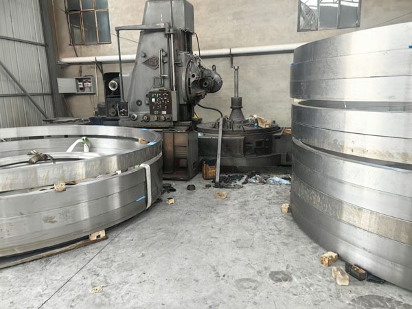 40 噸滾子準(zhǔn)備發(fā)貨